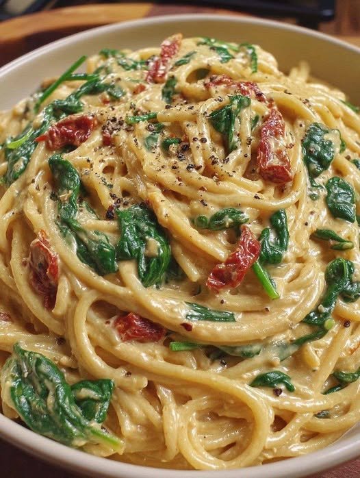 spaghetti with spinach & sun dried tomato cream sauce